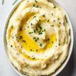 Easy Garlic Mashed Potatoes First Image First Image